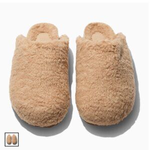 Intentionally Blank Apres Slipper